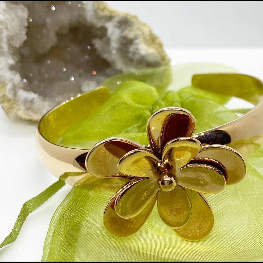 Authentic MICHAEL KORS Flower Bracelet Rose Gold